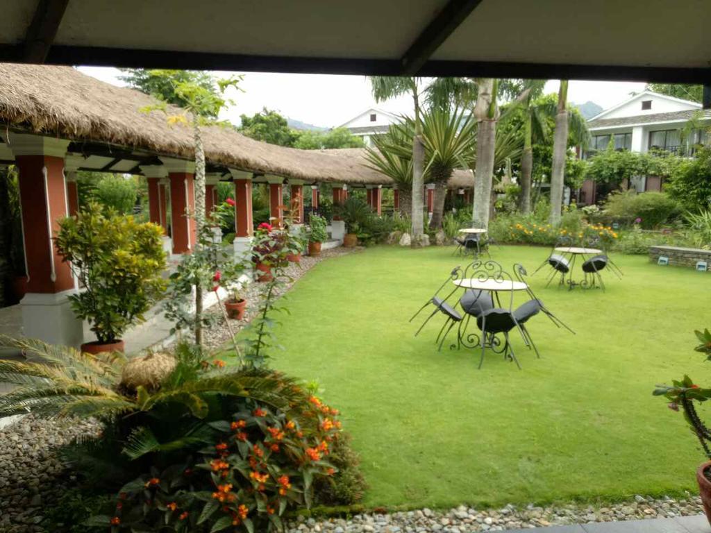 Shangri-La Village Resort, Ποκάρα Εξωτερικό φωτογραφία